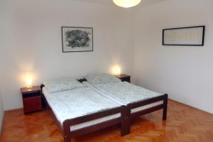 obrázek - New Listing 2023 - Warm and Comfy Piran Apartment with Parking!