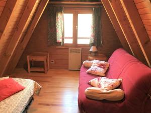 Chalets Chalet La Joue du Loup, 3 pieces, 6 personnes - FR-1-504-620 : photos des chambres