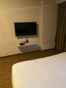 Weekend address homestay by shan