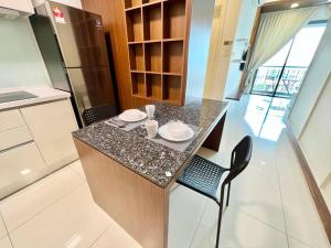Teega Suites Puteri Harbour Iskandar Puteri #PoolView SeaView