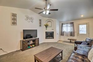 Family-Friendly Columbia Falls Townhome with Views!