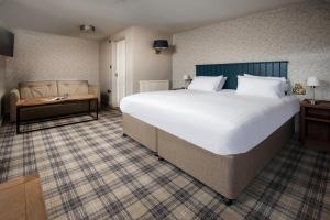 Junior Suite room in The Angel Inn