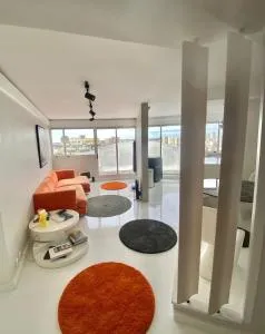 14eme et der étage "Arty" avec 2 chambres et vue panoramique ! - 克雷泰伊