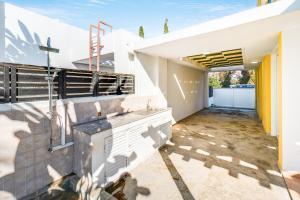 Villa Poseidon Gardens by Ezoria Villas