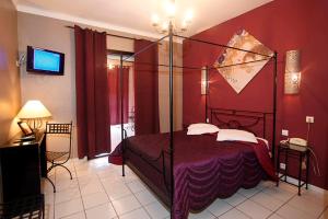 Hotels Adonis Sanary Grand Hotel des Bains : Chambre Quadruple