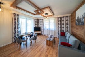 Apartamenty Sun & Snow Resorts C Białka Tatrzańska z sauną