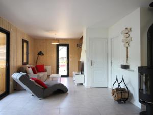 Chalet moderne 92m², Wi-Fi, proche Mont-Dore - FR-1-608-206