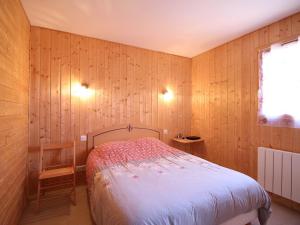 Le Mont-Dore : Chalet 4 chambres avec garage et terrasse - FR-1-608-223