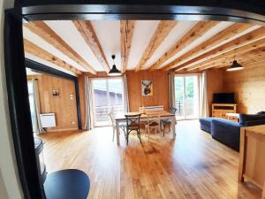 Chalets Chalet Paisible : photos des chambres