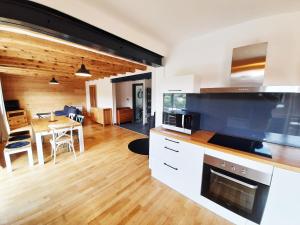 Chalets Chalet Paisible : photos des chambres