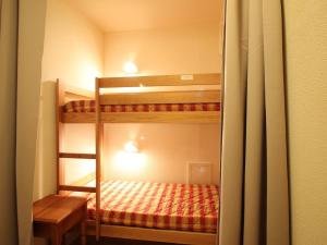 T2 bis au centre de La Bourboule avec WiFi et parking, jusquà 5 personnes - FR-1-608-29