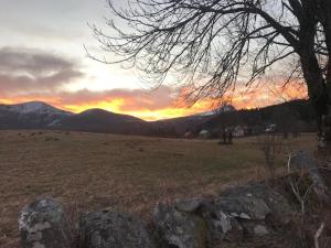 Appartements Charmant T3 renove au centre du Mont-Dore avec Wi-Fi, proche thermes et marche. - FR-1-608-22 : Appartement (6 Adultes)