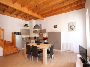 Appartements Mont-Dore: Beau Duplex T3 Renove pour 6 Pers, 2 Chambres - FR-1-608-30 : photos des chambres