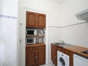 Appartements Appartement T1 avec ascenseur au centre de Mont-Dore pour 4 personnes, non accessible PMR - FR-1-608-60 : photos des chambres