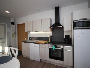 Appartements Bel Appartement T3 avec WIFI et Parking, Residence de Standing, 300m des Thermes au Mont-Dore - FR-1-608-87 : photos des chambres