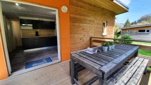 Campings Camping Les Vernieres La Bourboule Sancy : photos des chambres