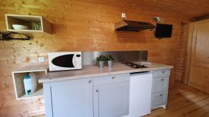 Campings Camping Les Vernieres La Bourboule Sancy : photos des chambres