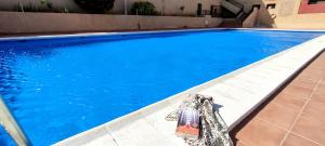 CM 2 bd appartment near the sea