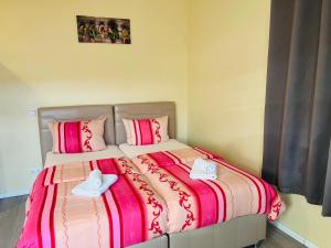 Double or Twin Room room in M&M Hotel - Harburg