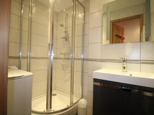 Appartement rénové pour 6 pers, 2 chambres, tout équipé, balcon - FR-1-633-7