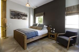 Deluxe Double Room room in Molcho Neve Tzedek