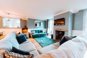 The Vestry - Sleeps 12 - With Hot Tub