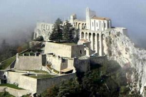 Maisons de vacances Gite de charme le val Mellis classe 3 etoiles dans la douceur provencale : photos des chambres