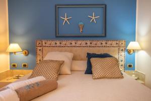 Double Room with Sea View room in Relais Isole del Sud