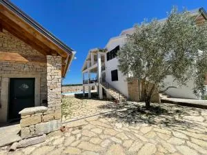 Villa Maslina Šarić - Parčić