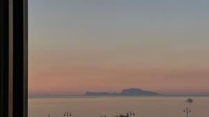 Beautiful and Cozy Seaview Residence