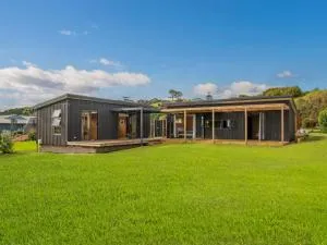 The Little Bach at Whangapoua - Whangapoua