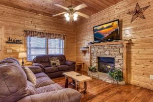 ER305- Bear Right Inn- Great location- Close to town cabin