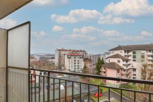 Appartements Nice apartment with balcony very close to the city center : photos des chambres