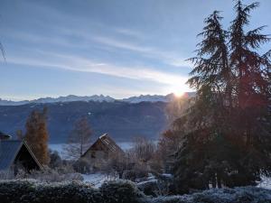 Maisons de vacances Maison familiale en montagne avec vue merveilleuse sur le massif de Belledonne : photos des chambres