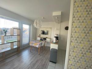 Studio Amicie 27m2, balcon couvert, près centre-gare-cathédrale, wifi