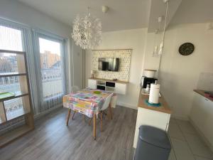 Appartements Studio Amicie 27m2, balcon couvert, pres centre-gare-cathedrale, wifi : photos des chambres