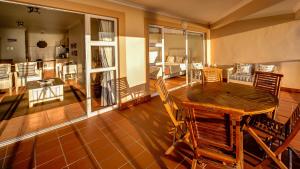 Illovo Beach Apartments at La Mer