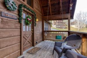 Two-Bedroom House room in ER46 - Cherith Brook - Great location Just across from swimming pool! cabin