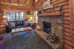 ER36 - Cozy Creekside