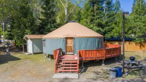 Tent room in Strawhouse Resorts