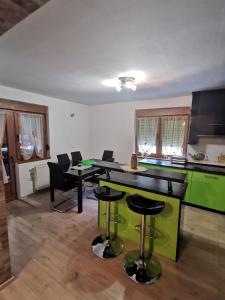 Apartments with a parking space Delnice, Gorski kotar - 20247