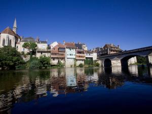 Gîtes Rénovés avec Piscine au Cœur de la Brenne – Proche Sites Naturels et Historiques - FR-1-591-327