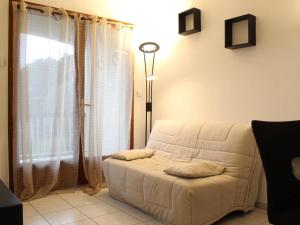 Appartements Appartement Dolus-d'Oleron, 2 pieces, 4 personnes - FR-1-246A-182 : photos des chambres