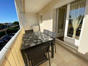 Appartement T2 avec Piscine à 2 Pas de la Plage de Pontaillac - FR-1-494-148