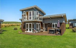 Cozy Home In Faaborg With Sauna