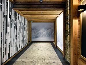 Appartement skis aux pieds, cheminée, conciergerie 5* - FR-1-613-37