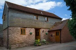 Coach House - detached cottage within 135 acres - Ullingwick