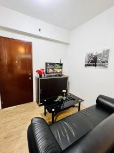 Sweet Home with WiFi and Netflix