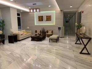 Sweet Home with WiFi and Netflix