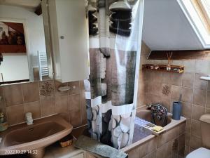 Appartements GITE DE CHARME , F2 Duplex 37 m2 , SUD , a THORENC - ANDON 06 : photos des chambres
